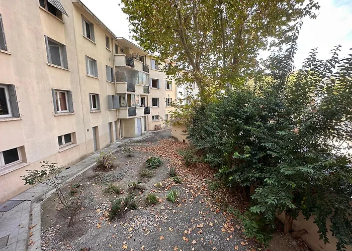 Chambres Dans Grand Appartement - Centre-Ville