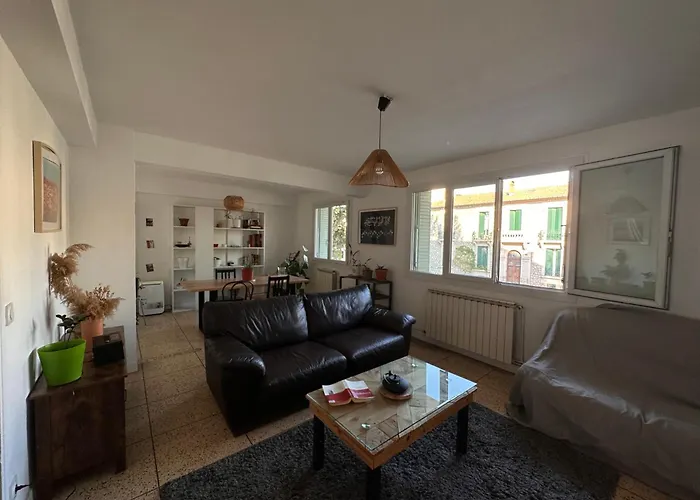 Chambres Dans Grand Appartement - Centre-Ville